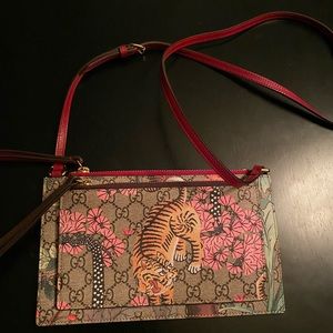 Gucci Crossbody Bag